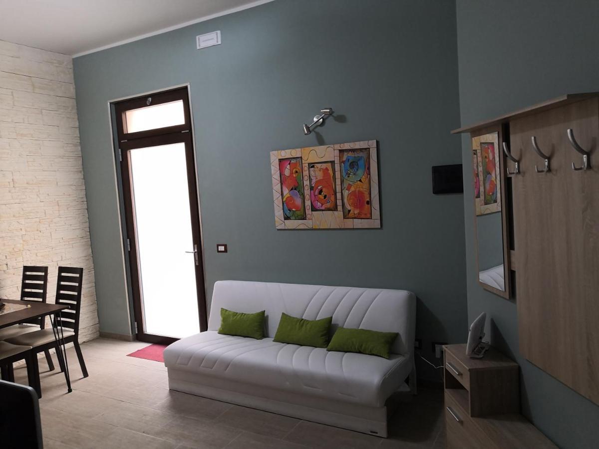 Casa Vincent Villa Augusta Bagian luar foto